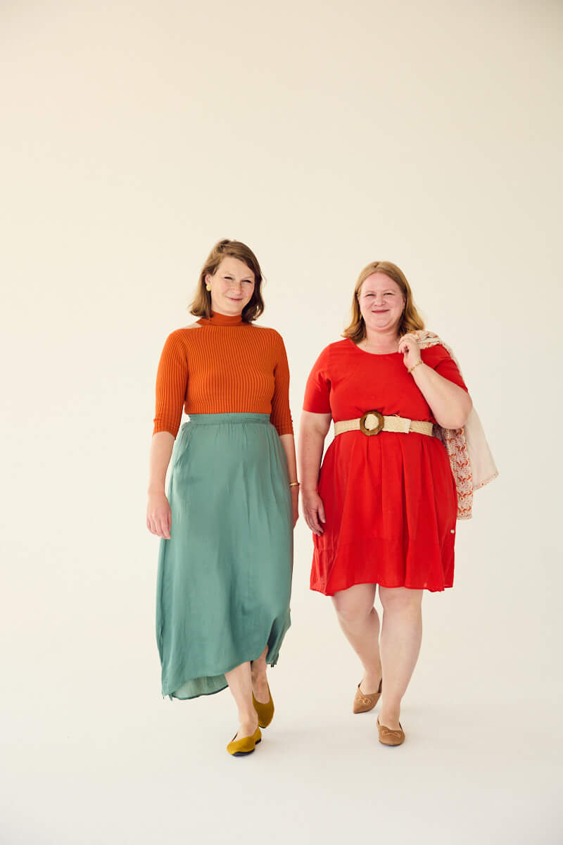 Nora & Jacqueline von Miss Ovu 1 Über Nora & Jacqueline von Miss Ovu 1